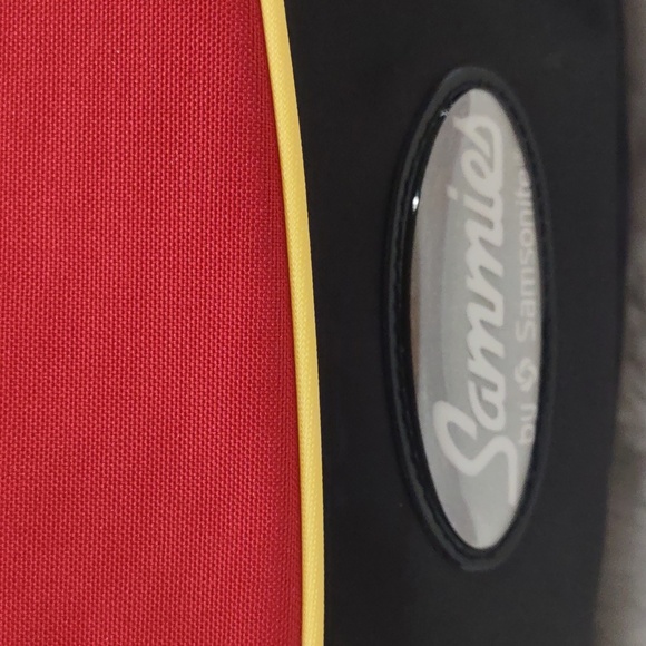 SAMMIES By SAMSONITE LADY BUG TRAVEL BAG With PENCIL CASE. - Picture 6 of 16